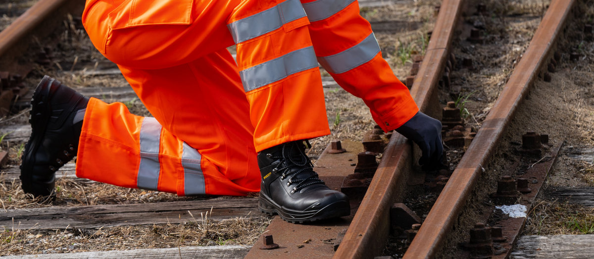 What Is RIS-3279-TOM? Rail Workwear Certification Explained