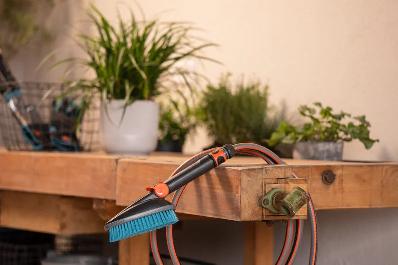 Gardena Cleansystem Hand Brush M hard