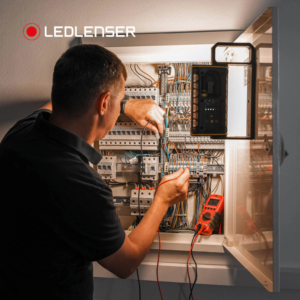 Ledlenser AF4R WORK Rechargeable Area Floodlight (2000lm)