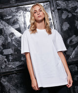 Build Your Brand Women's Oversized Boyfriend Tee