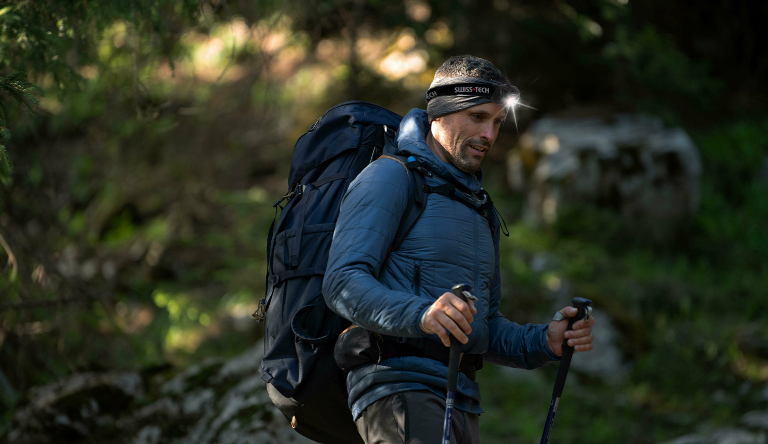 Scruffs Swiss-Tech LED Headlamp - 250 Lumens - 3 x AAA Head Torch