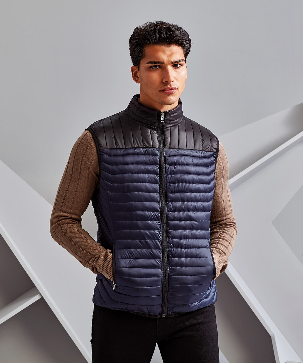 2786 Domain Two-Tone Gilet