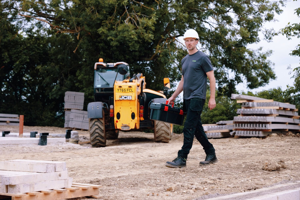 Apache Chilliwack Waterproof Safety Boots