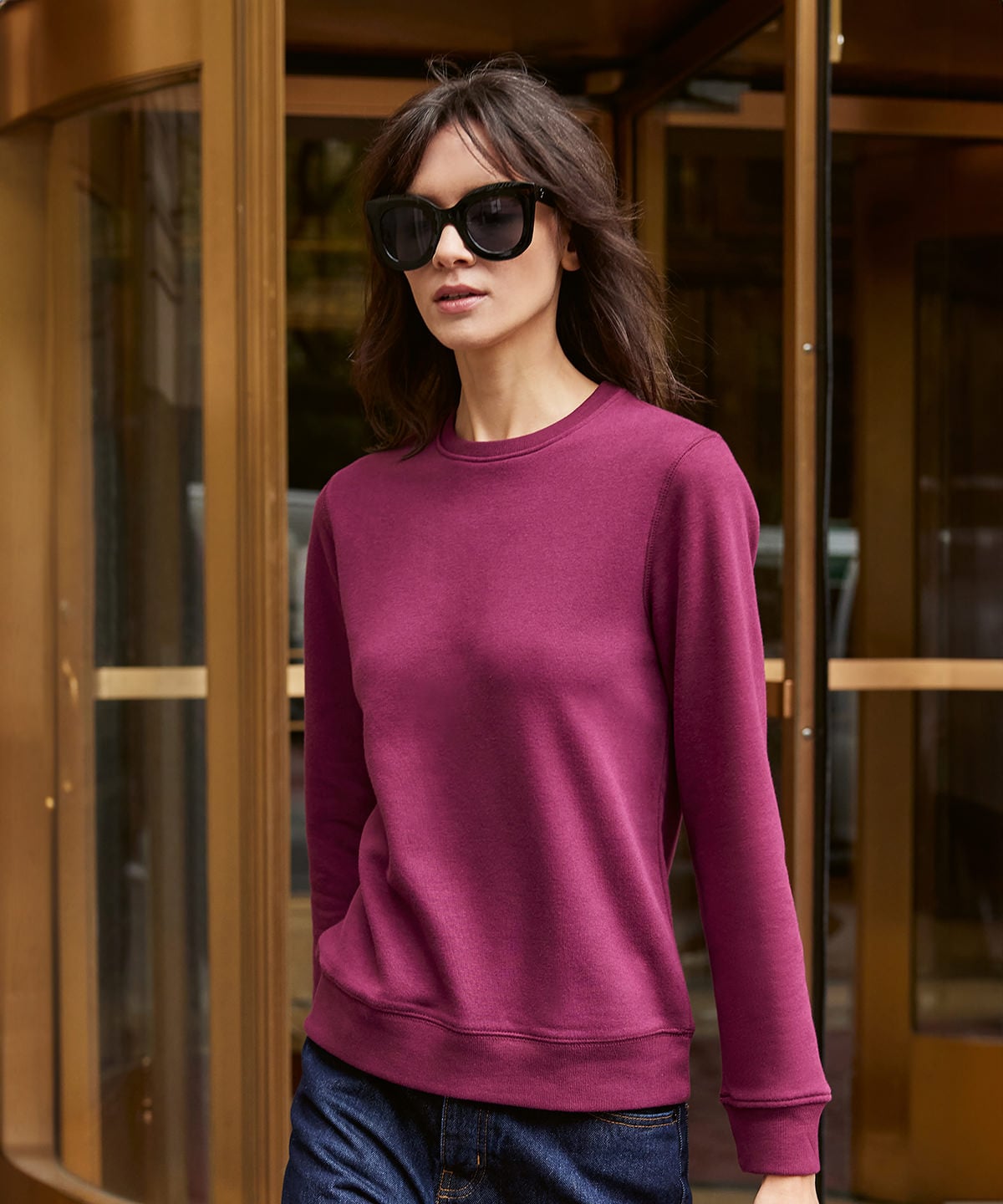 B&C Collection B010F B&c Queen Crew Neck