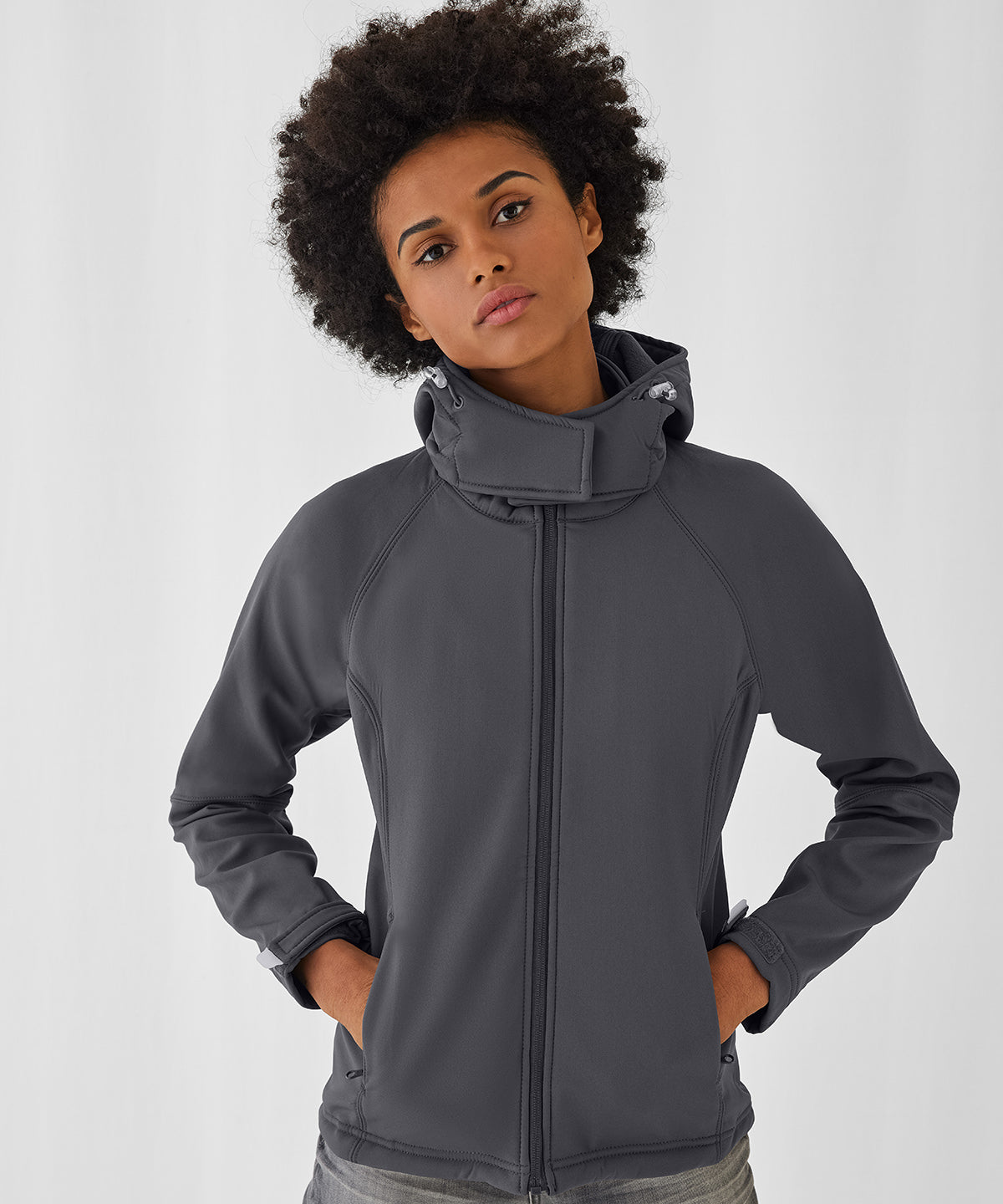 B&C Collection Hooded Softshell Women